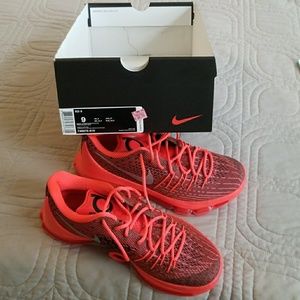 Men's  Nike KD (Kevin Durant) shoes size 9